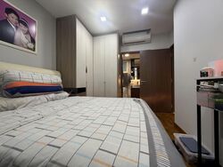 1 Canberra (D27), Condominium #601635311